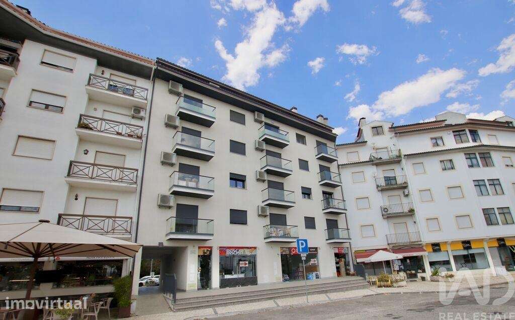 Apartamento T3 em Carregal do Sal - Grande imagem: 2/36