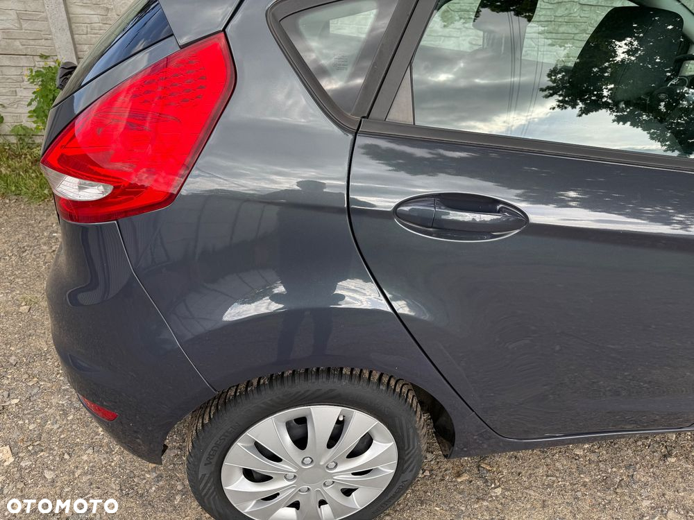 Ford Fiesta 1.25 Trend - 16