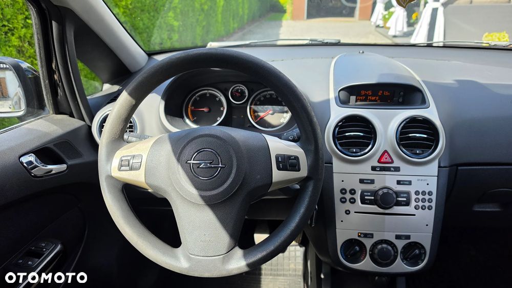 Opel Corsa 1.3 CDTI DPF - 22
