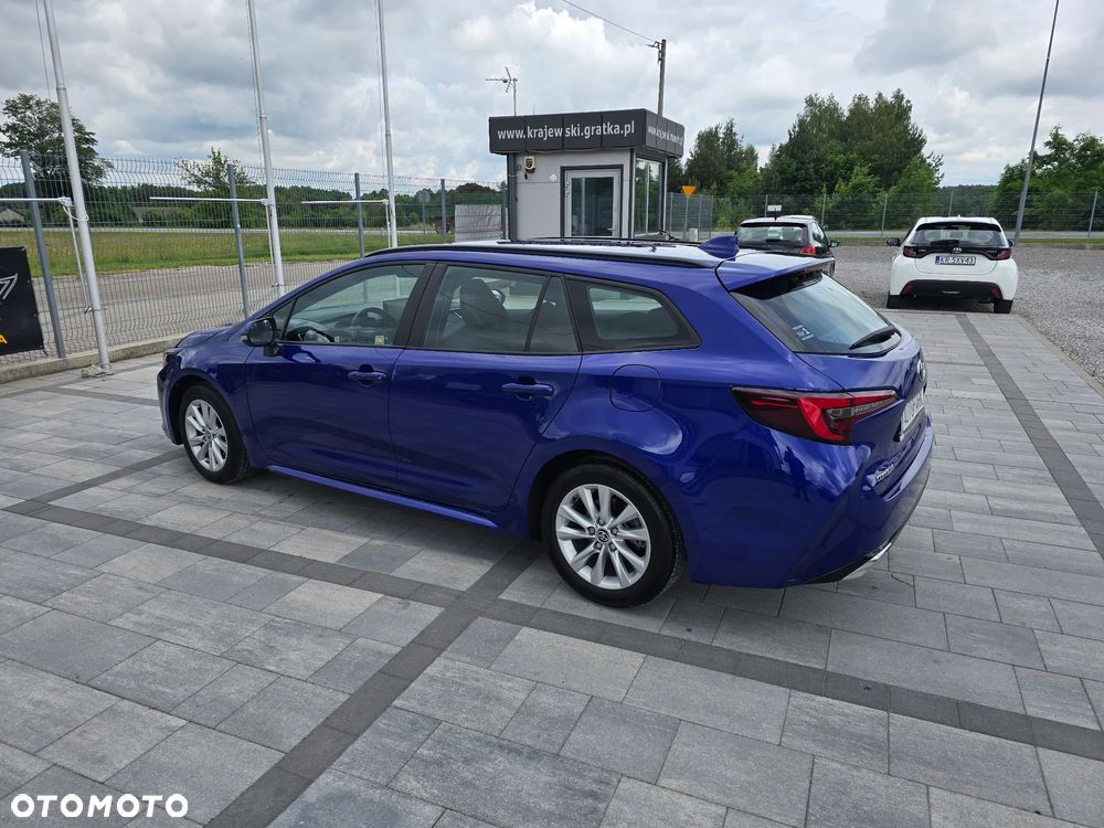 Toyota Corolla 1.8 Hybrid Comfort - 12