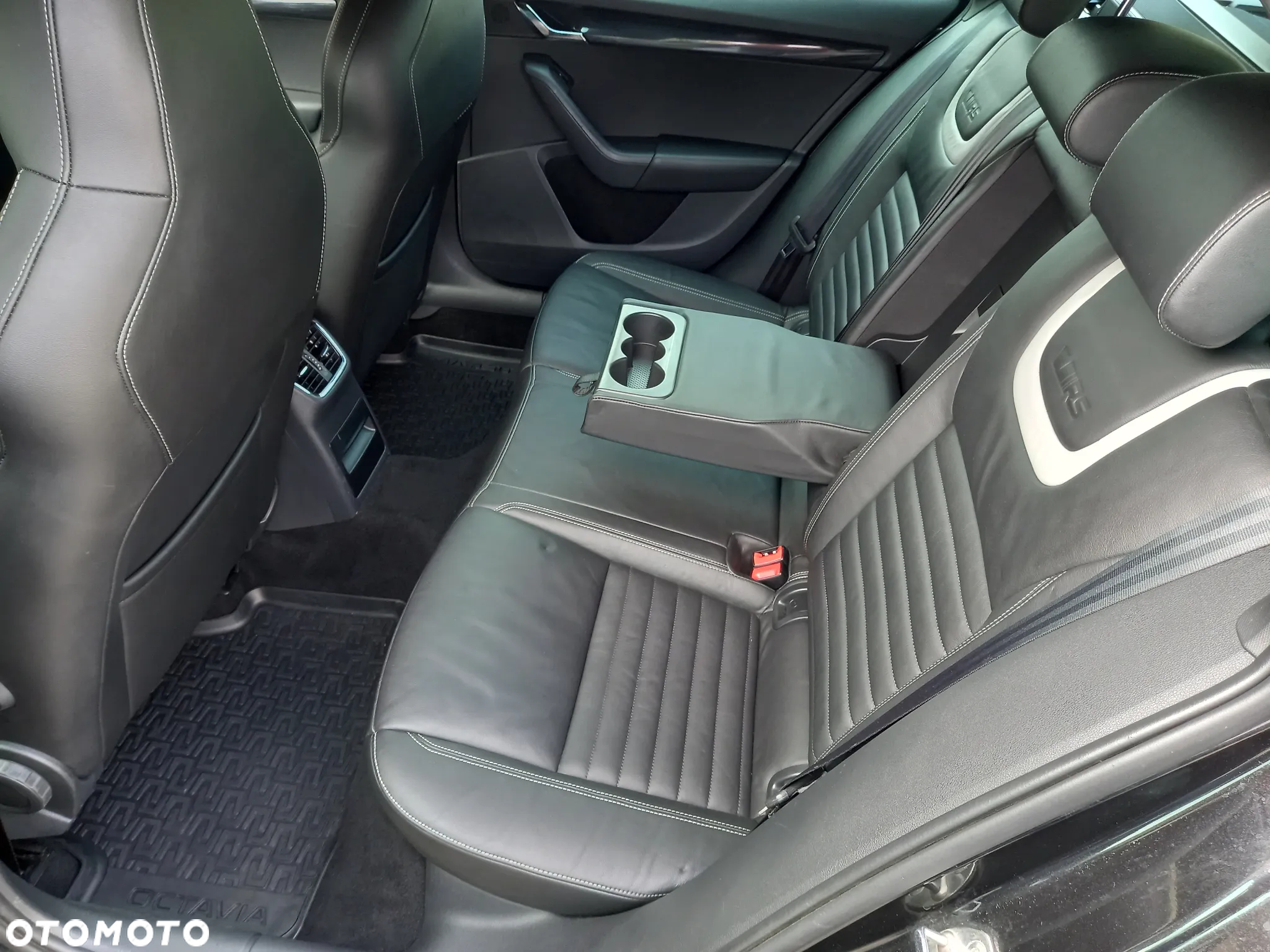 Skoda Octavia 2.0 TDI RS - 17