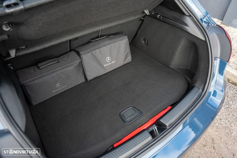 Mercedes-Benz A 250 e Style Plus - 25