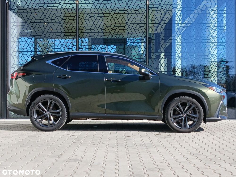 Lexus NX - 4