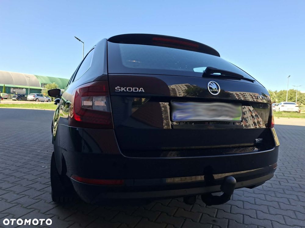 Skoda Octavia 1.8 TSI DSG L&K - 21