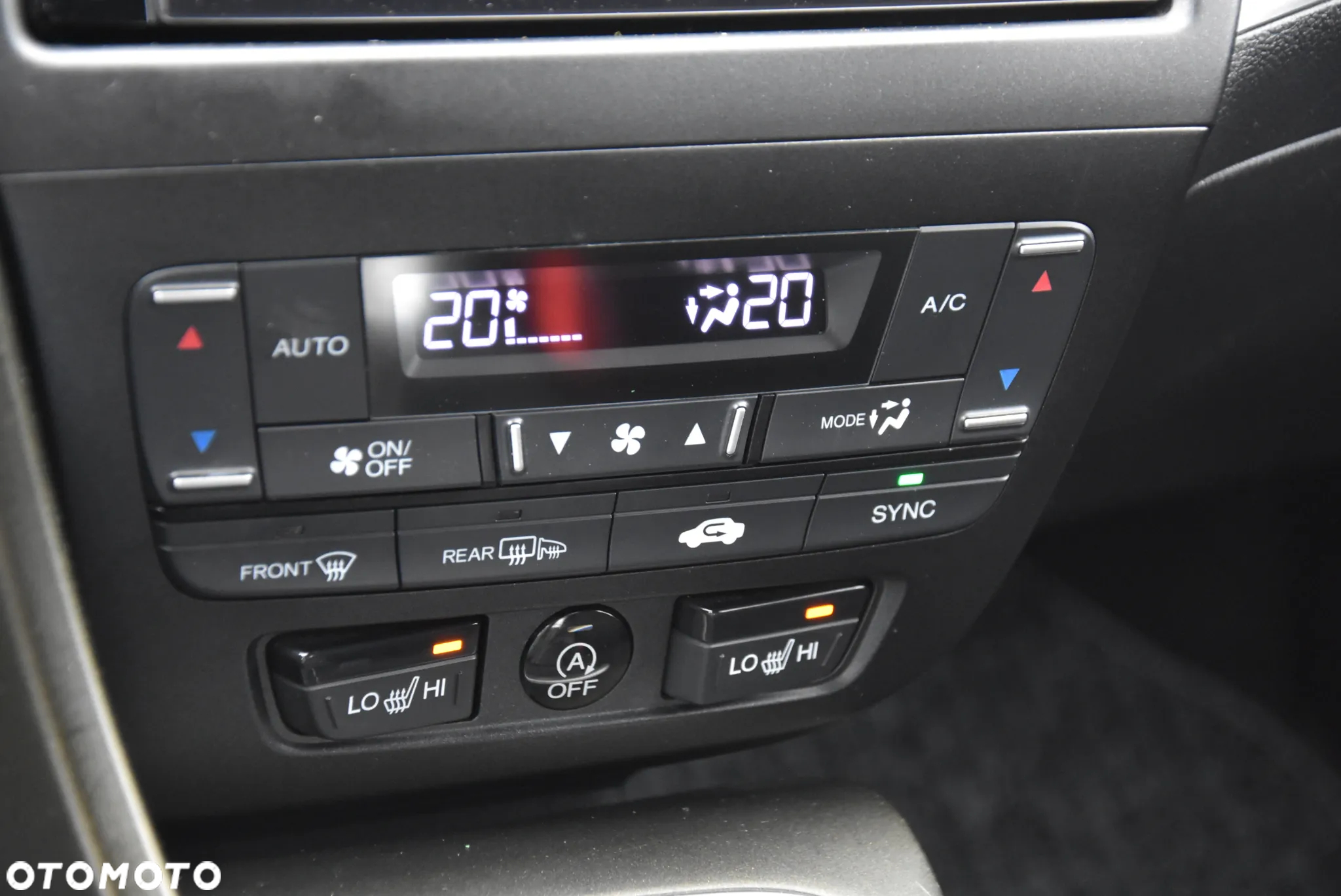 Honda Civic 1.8 i-VTEC Sport Black Edition - 33