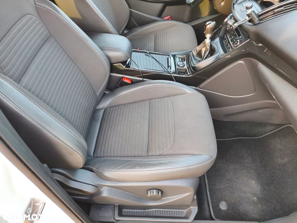 Ford Kuga 1.5 EcoBoost FWD Titanium ASS - 17