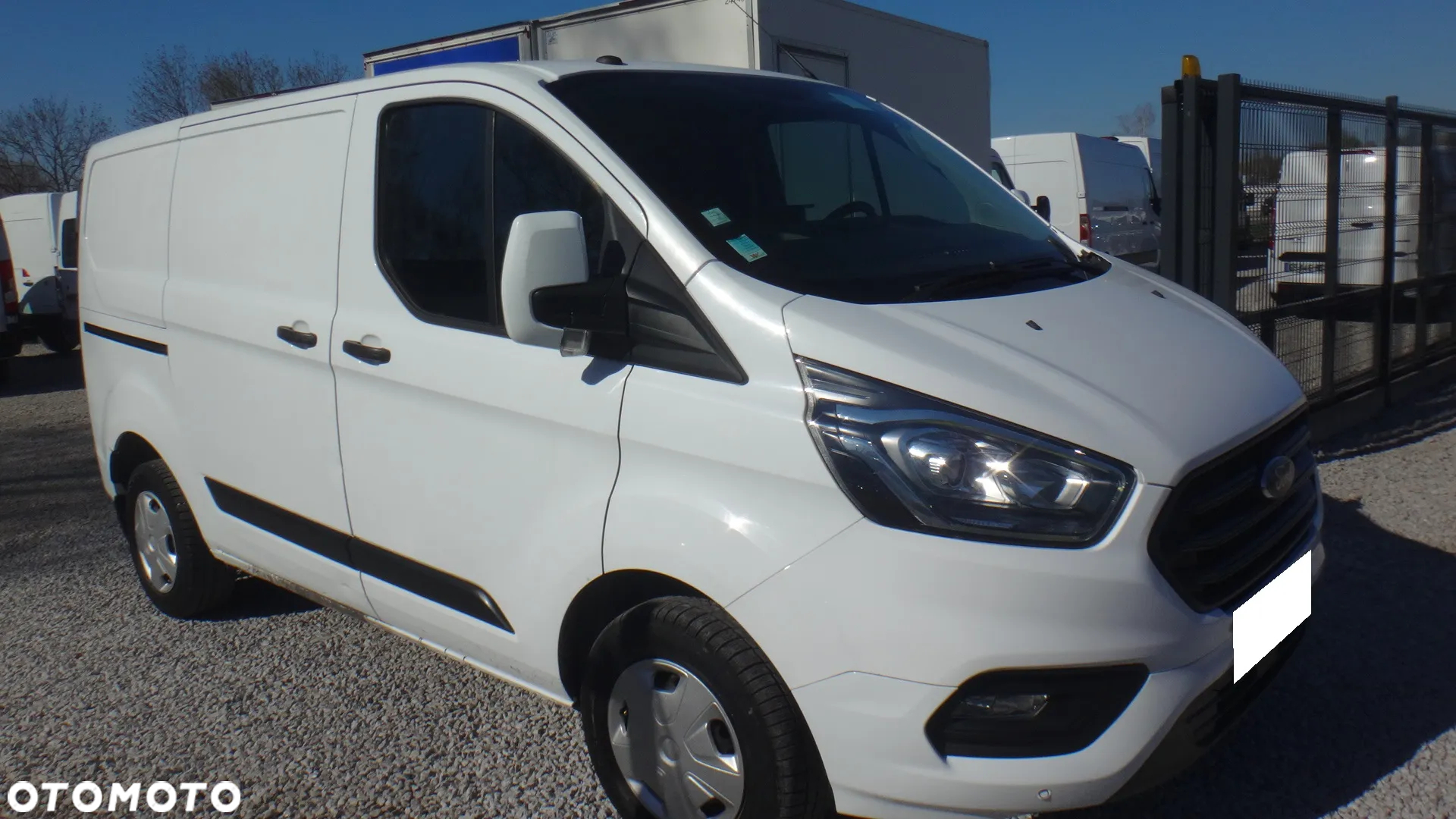 Ford TRANSIT CUSTOM - 2