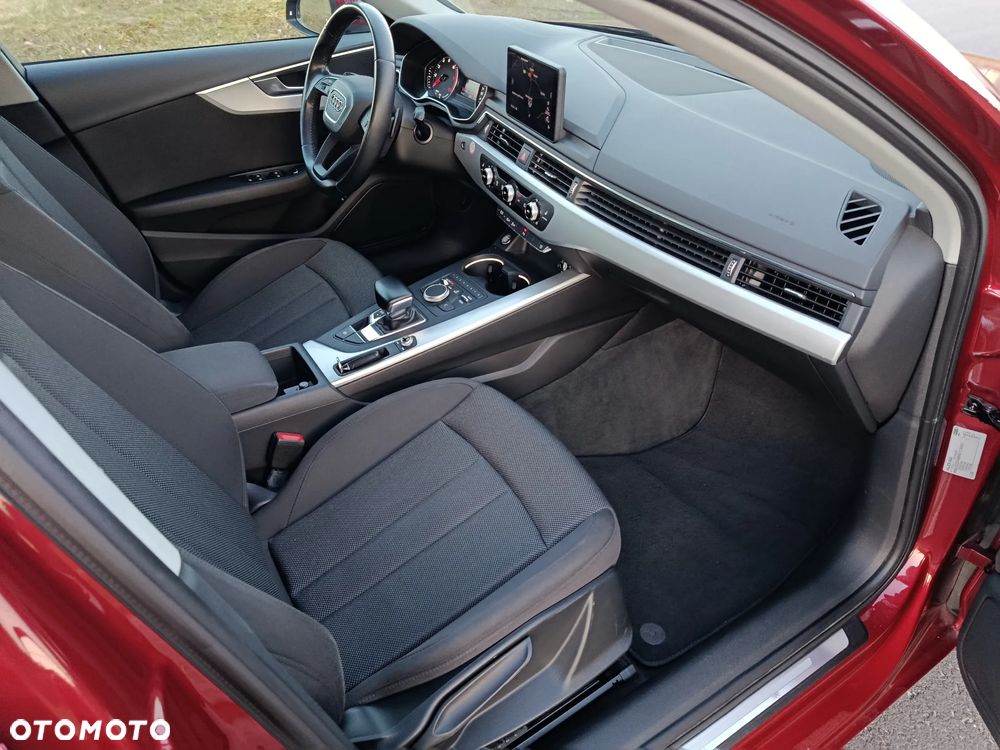 Audi A4 Avant 2.0 TFSI ultra S tronic sport - 13