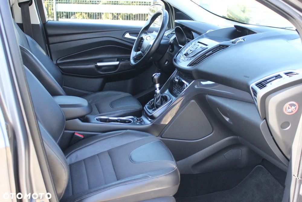 Ford Kuga 2.0 TDCi 4x4 Titanium - 21