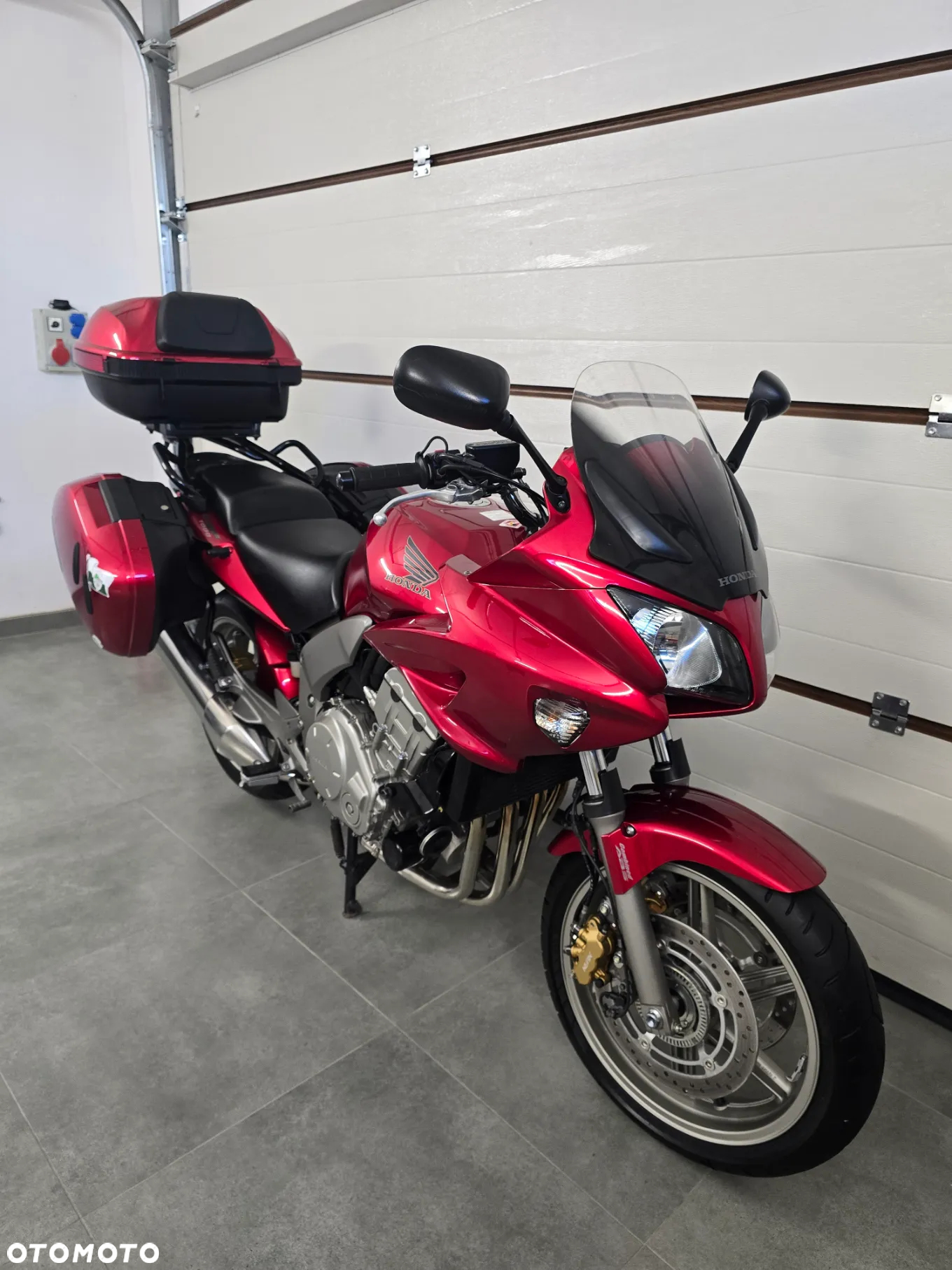 Honda CBF - 12