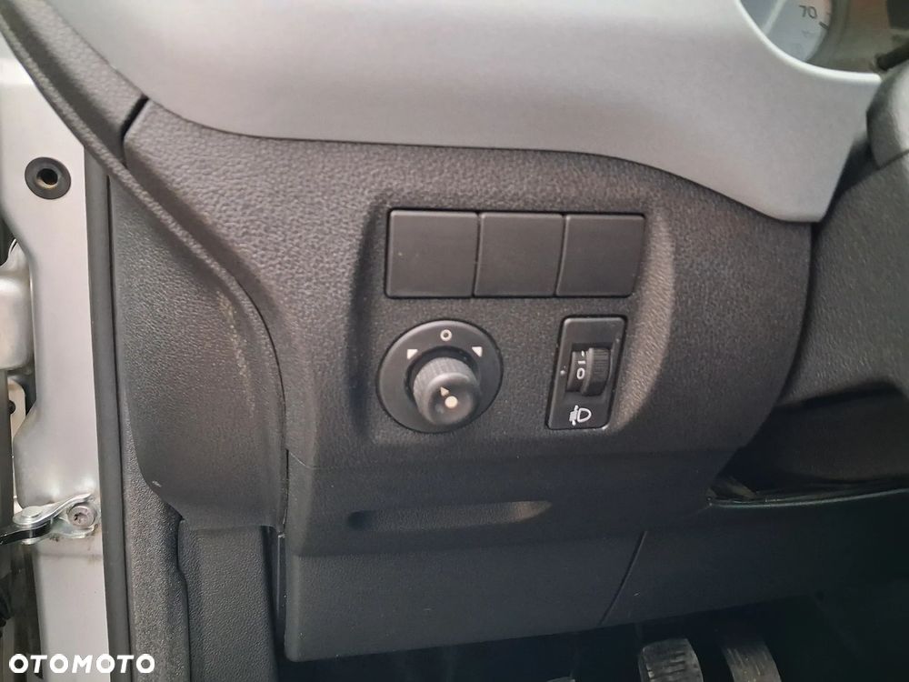 Citroën Berlingo 1.6 HDi Selection - 19