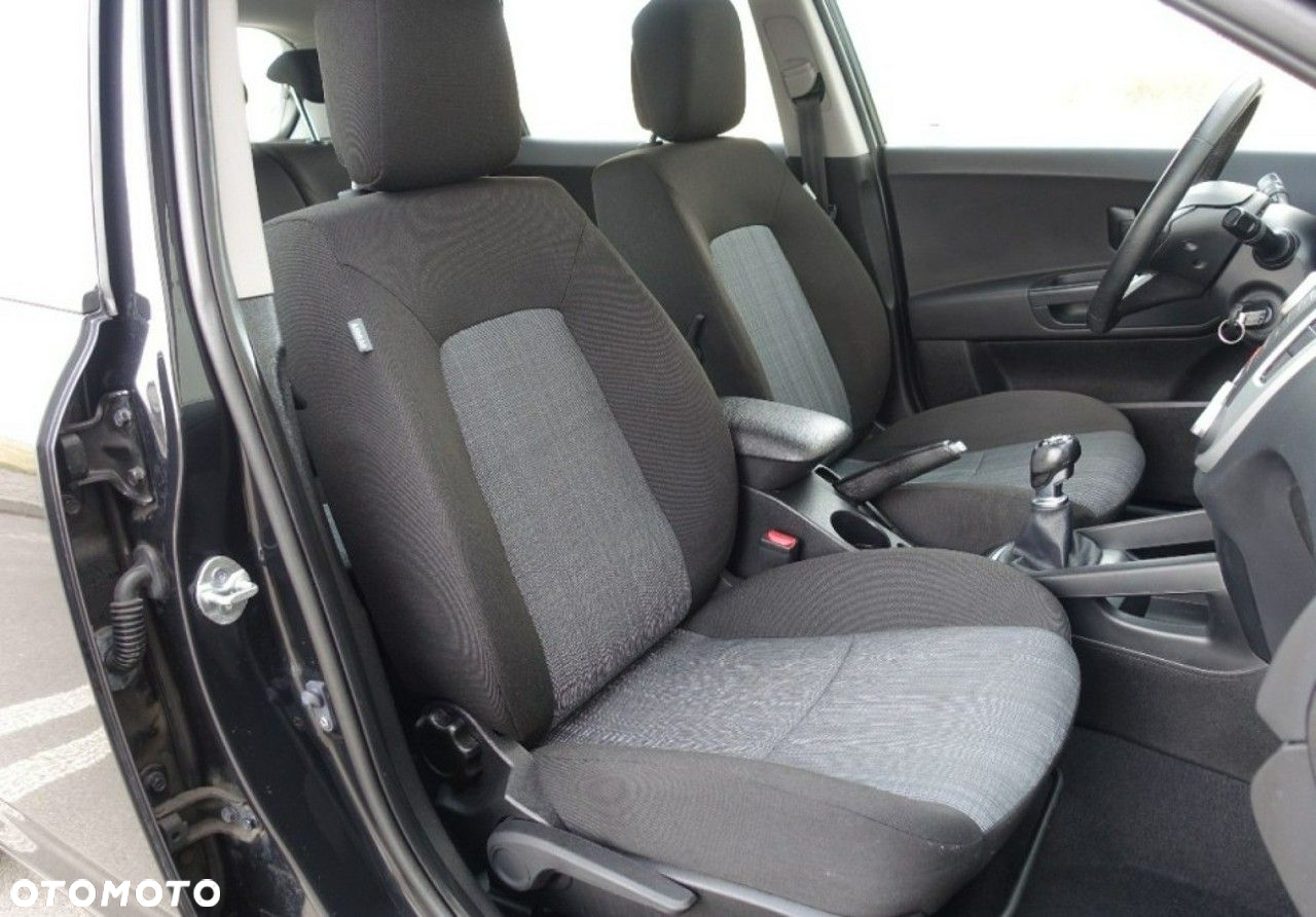 Kia Ceed - 18