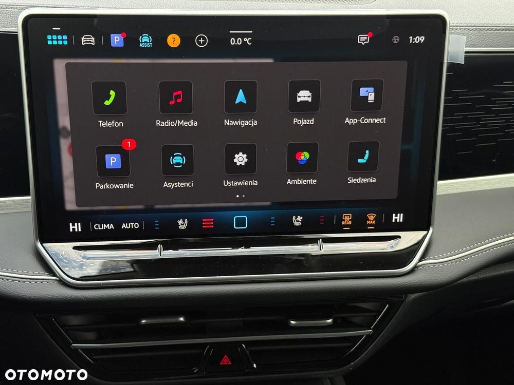 Volkswagen Passat - 16