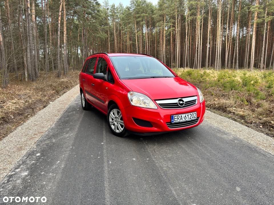 Opel Zafira - 1