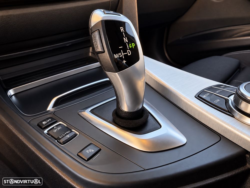 BMW 318 d Line Sport Shadow Auto - 15