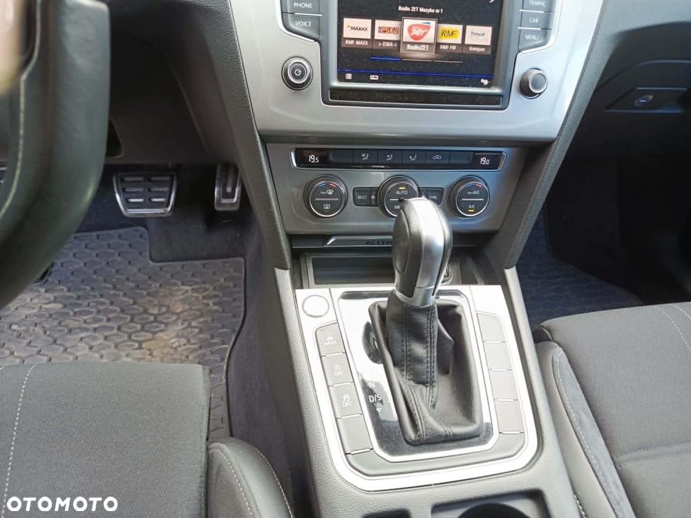 Volkswagen Passat Alltrack 2.0 TDI SCR 4Mot DSG - 12