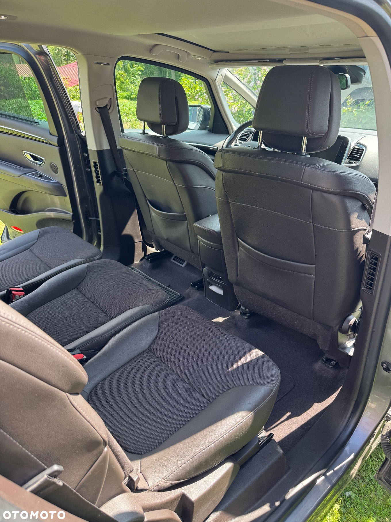 Renault Espace 1.6 dCi Energy SL Techno EDC 7 os - 10