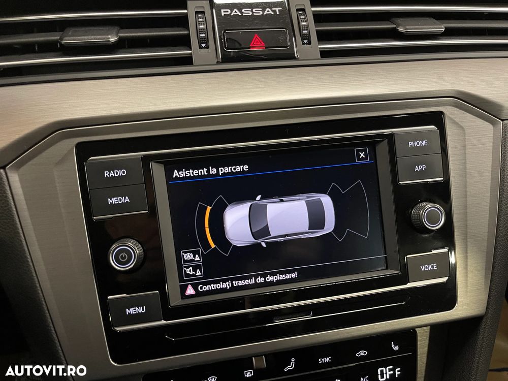 Volkswagen Passat 1.5 TSI ACT DSG Comfortline - 16