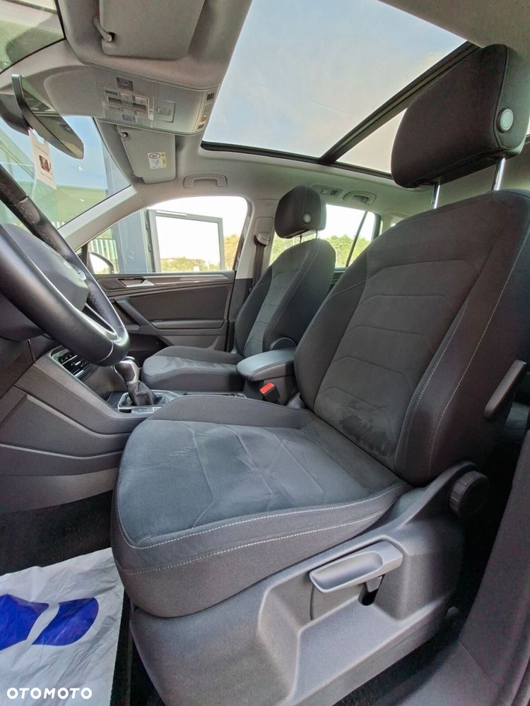 Volkswagen Tiguan - 11