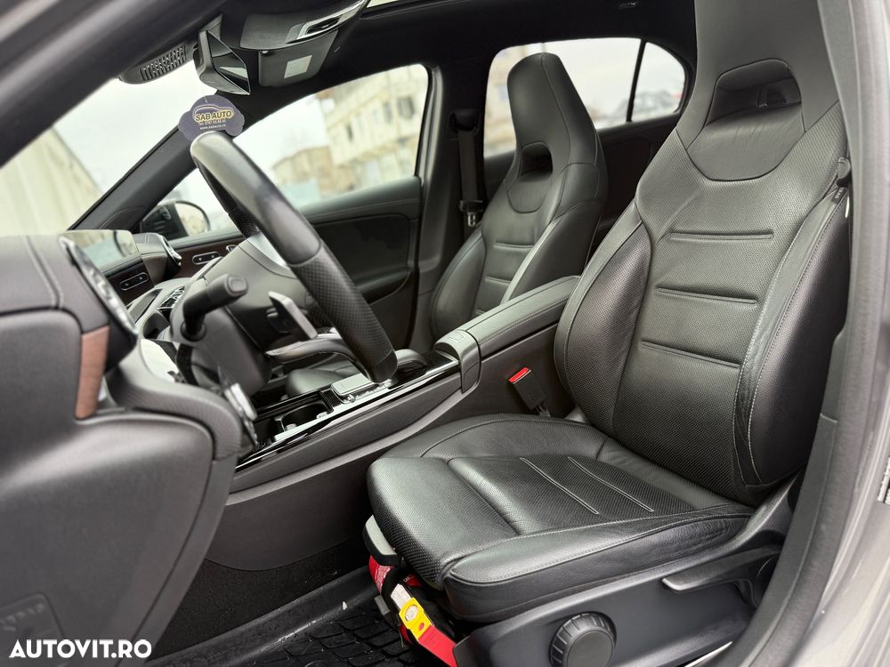 Mercedes-Benz A 250 - 11