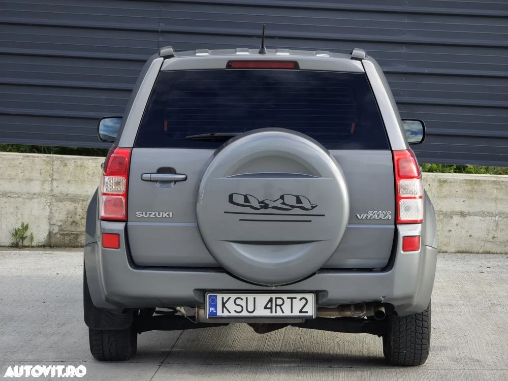 Suzuki Grand Vitara - 12