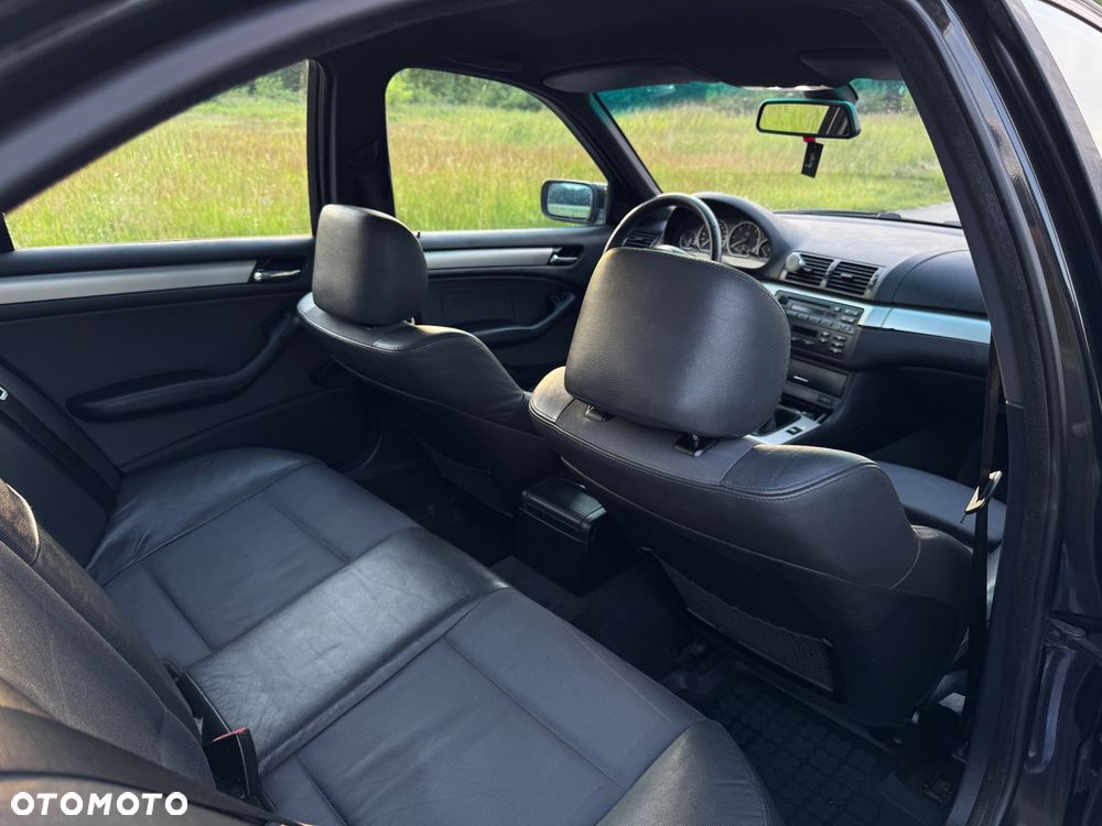 BMW Seria 3 320d - 8