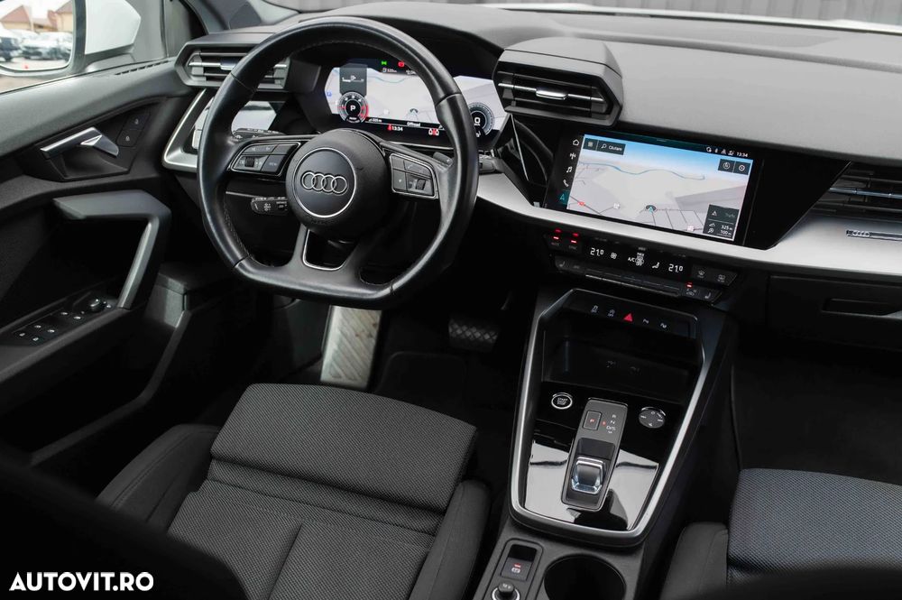 Audi A3 35 TDI ack S tronic S line - 9