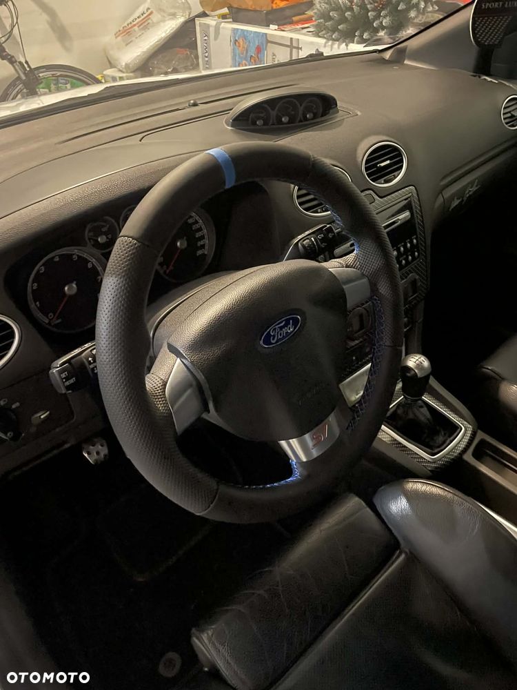 Ford Focus - 18