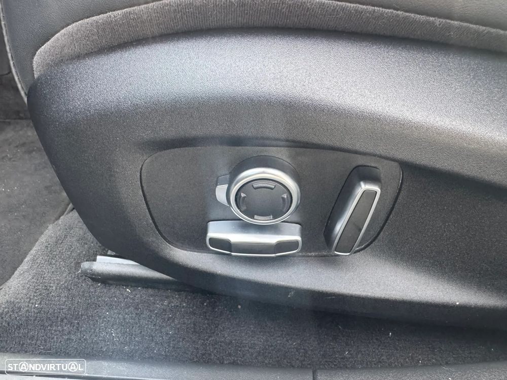 Jaguar I-Pace EV400 AWD R-DYNAMIC HSE - 17