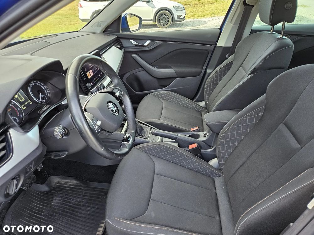 Skoda Kamiq 1.0 TSI Ambition DSG - 9
