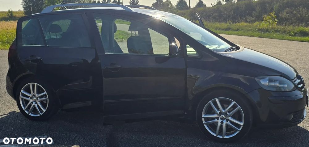 Volkswagen Golf Plus 1.9 TDI DPF Comfortline - 12