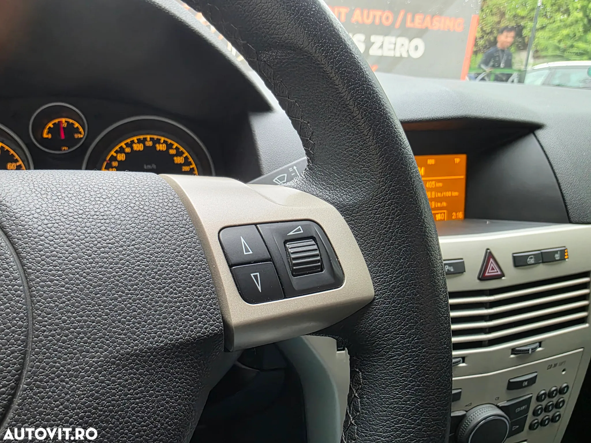 Opel Astra GTC 1.4 Cosmo - 15