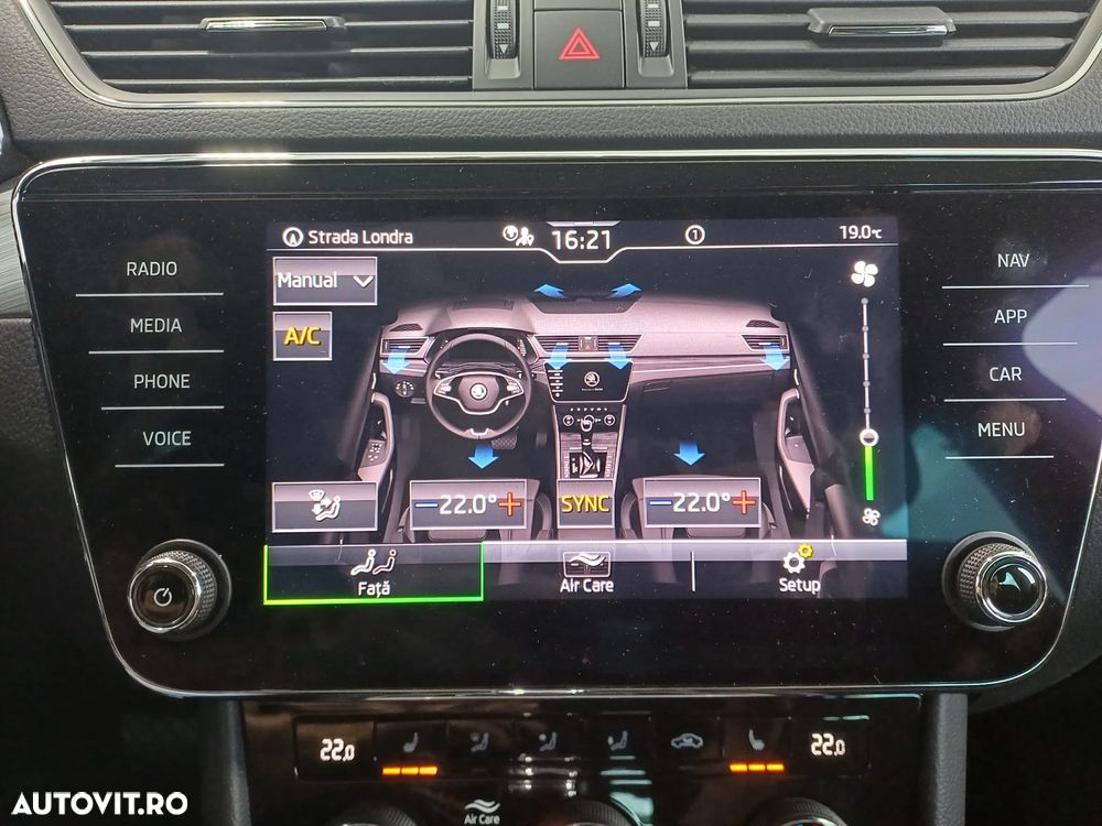 Skoda Superb 2.0 TDI DSG Ambition - 27
