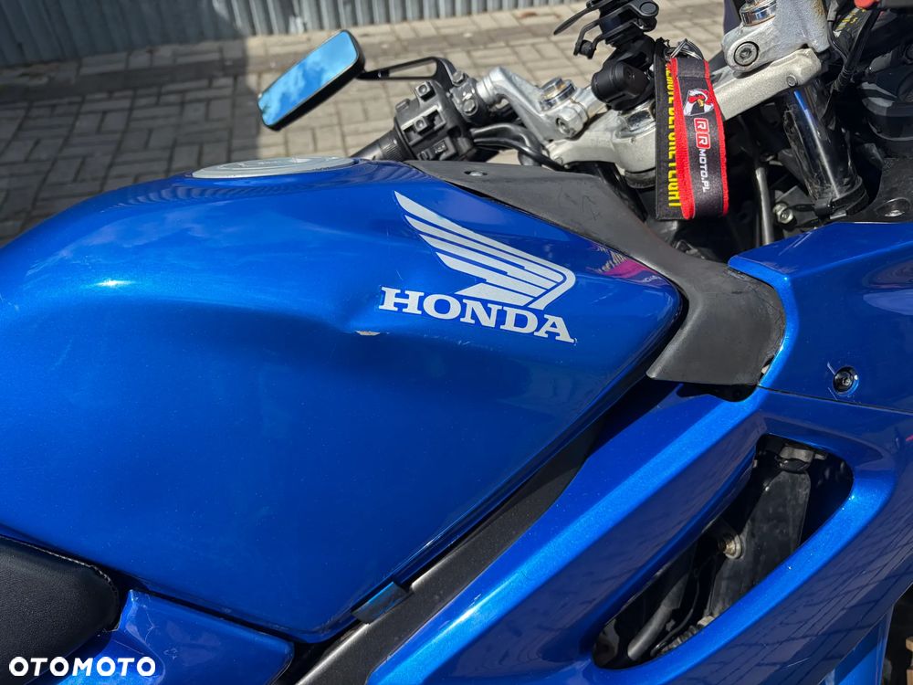 Honda CBR - 14