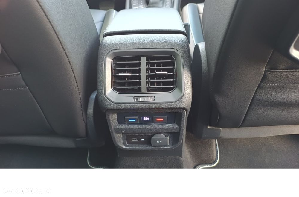 Volkswagen Tiguan - 24