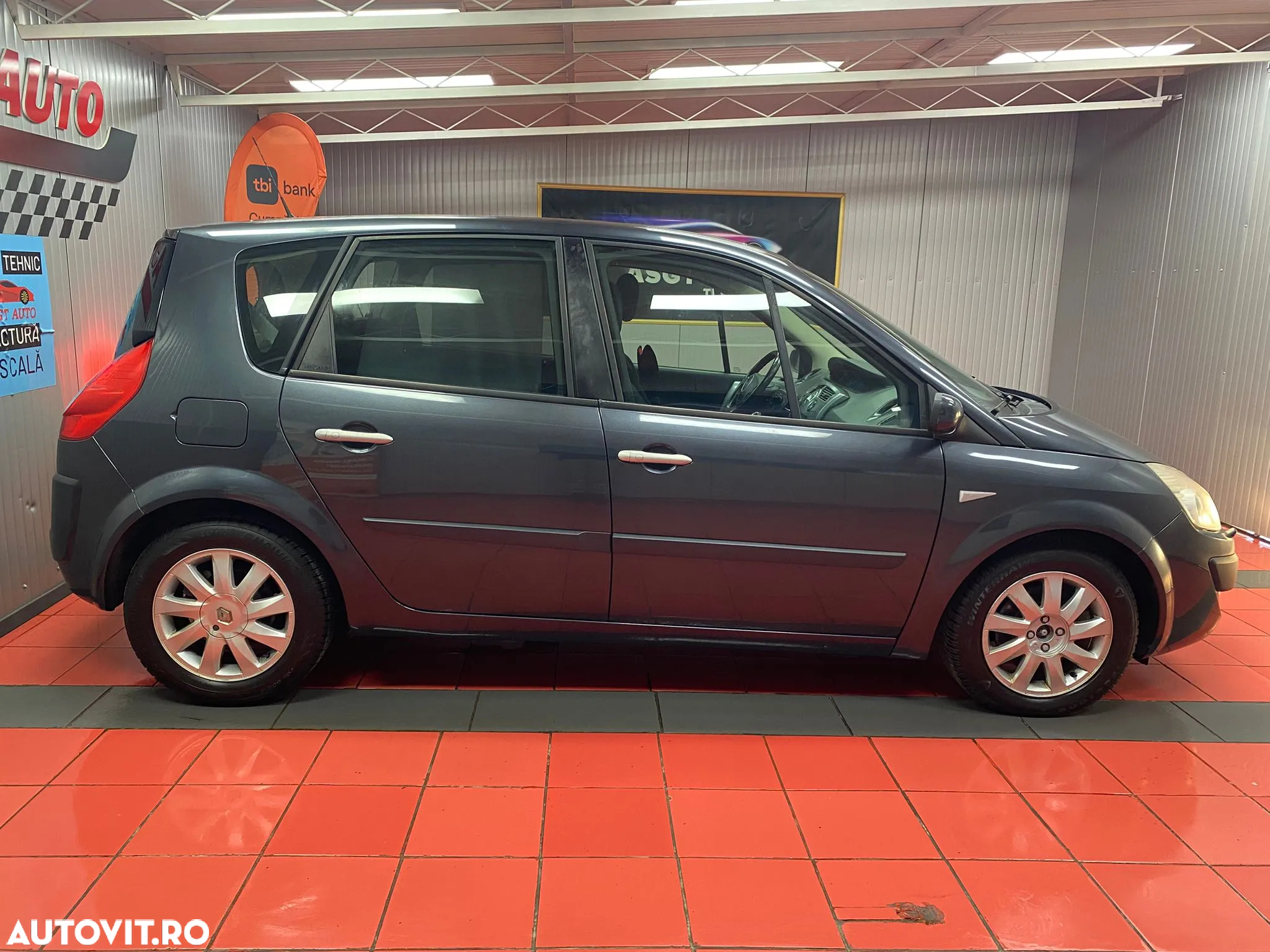 Renault Scenic - 22