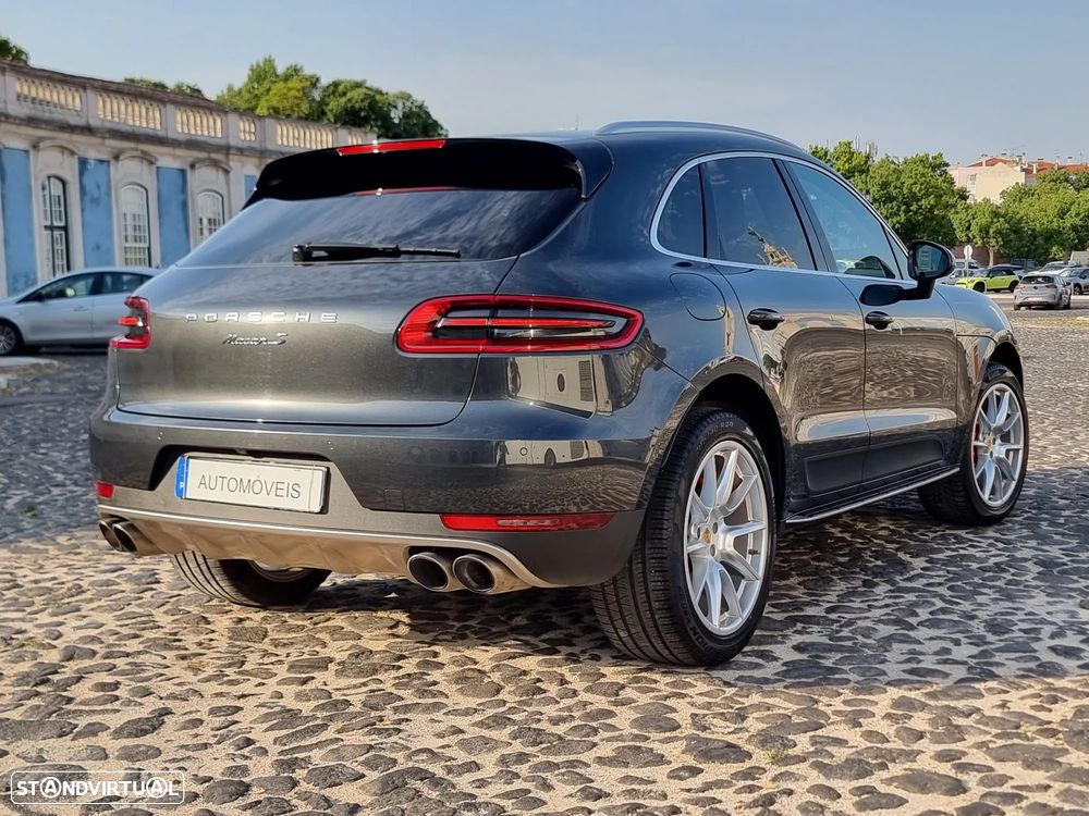 Porsche Macan - 2