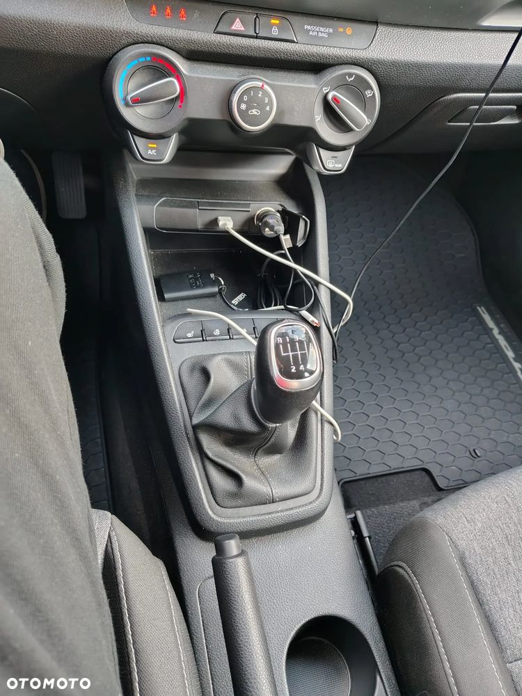 Kia Stonic 1.0 T-GDI M - 11