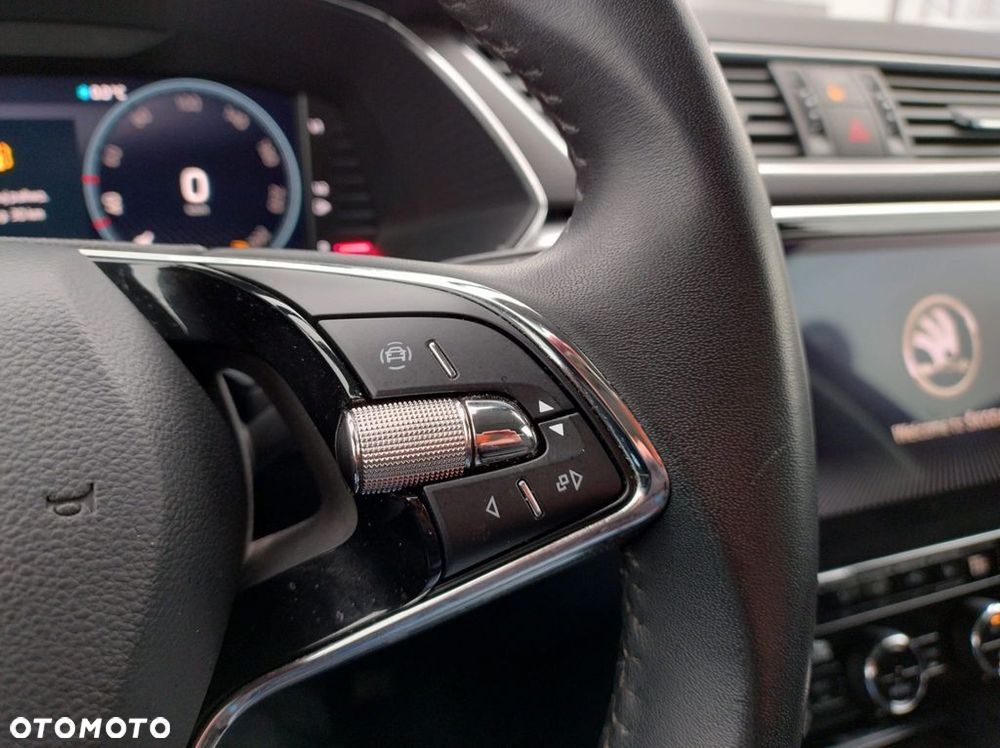 Skoda Superb 1.5 TSI Ambition DSG - 27