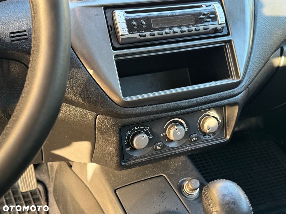 Mitsubishi Lancer - 19