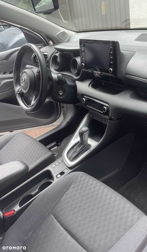 Toyota Yaris Hybrid 1.5 Comfort - 4