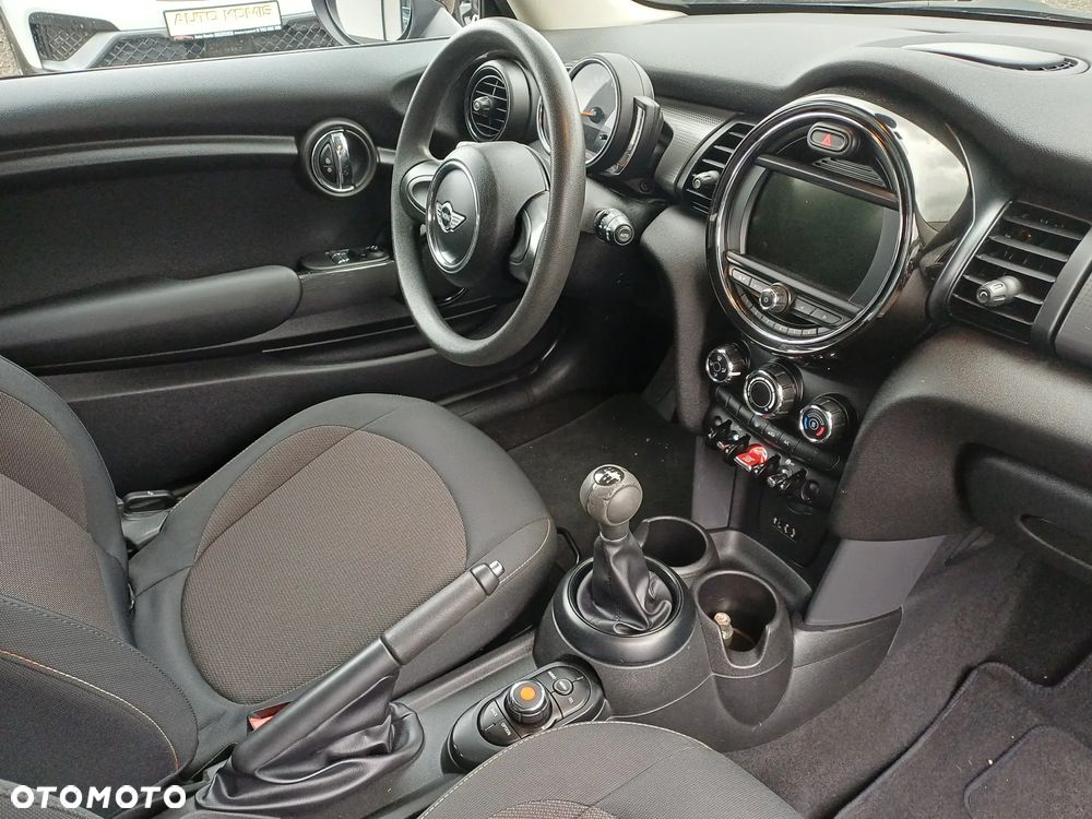 MINI Cooper John Works Trim - 11