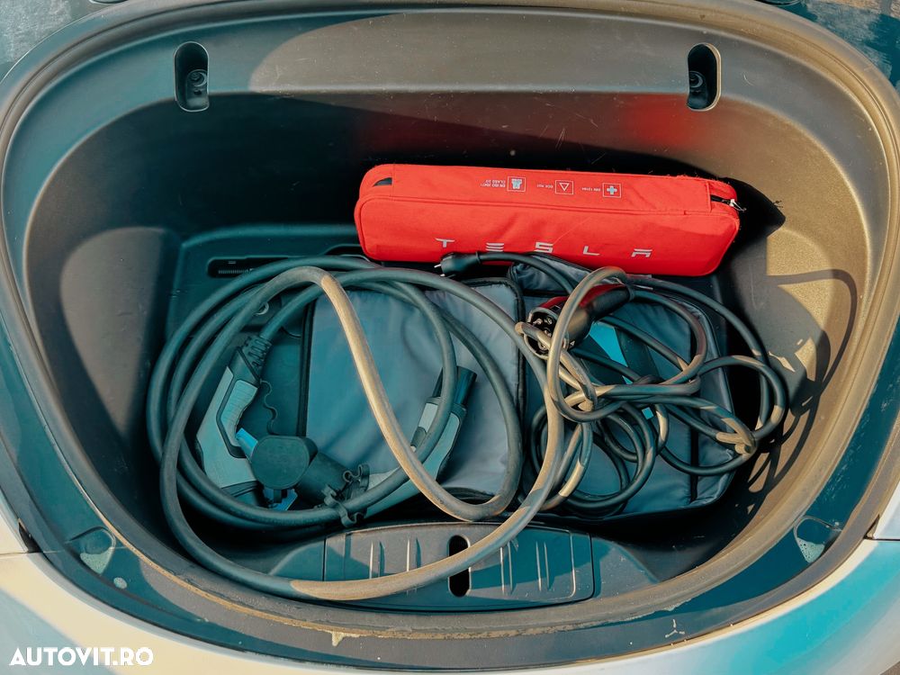 Tesla Model 3 - 22