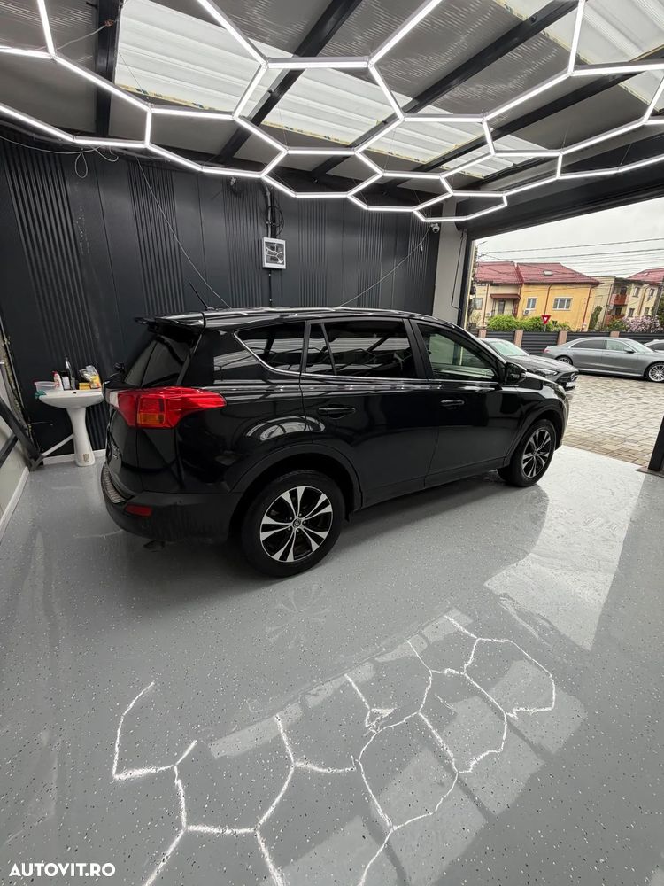 Toyota RAV4 2.0 D-4D 4WD Comfort - 4