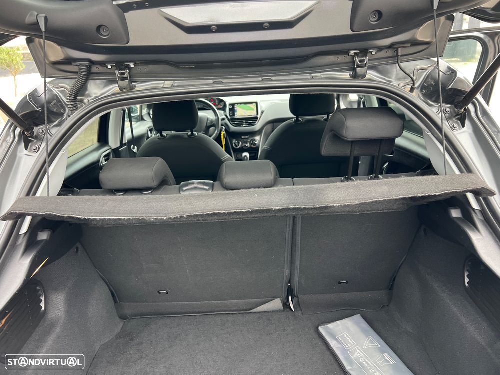 Peugeot 208 1.2 PureTech Active - 22