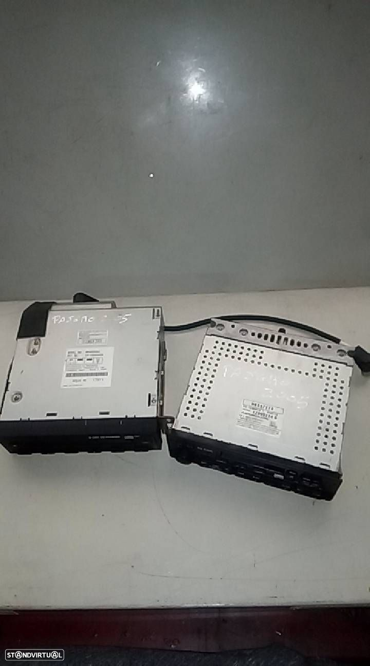 Auto Radio Mitsubishi Pajero Classic (V2_W) - 2