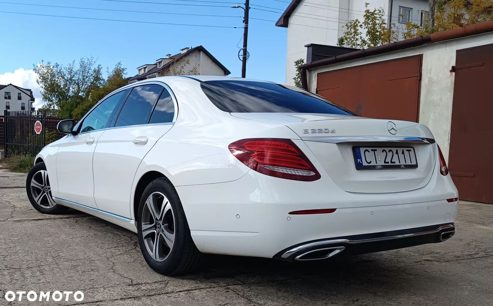 Mercedes-Benz Klasa E 220 d 9G-TRONIC - 3