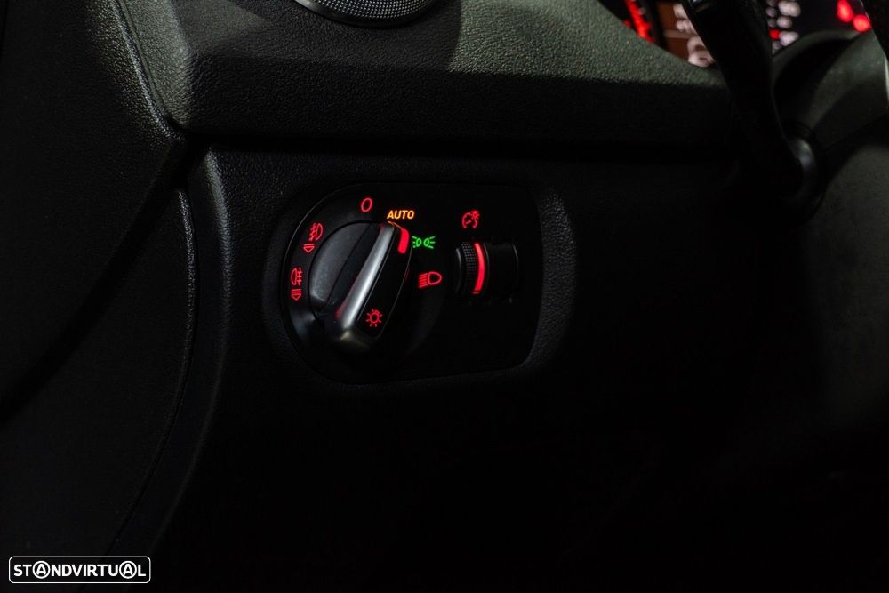 Audi A3 Sportback 2.0 TDi S-line - 31