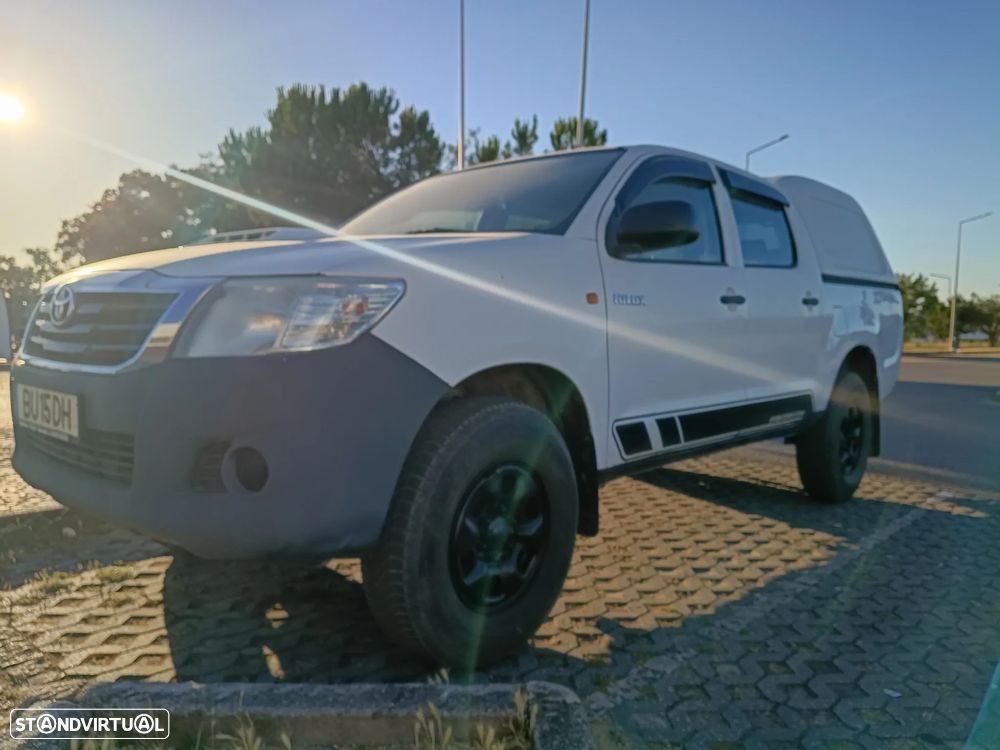 Toyota Hilux 2.5 D-4D 4WD CD CM AC - 28