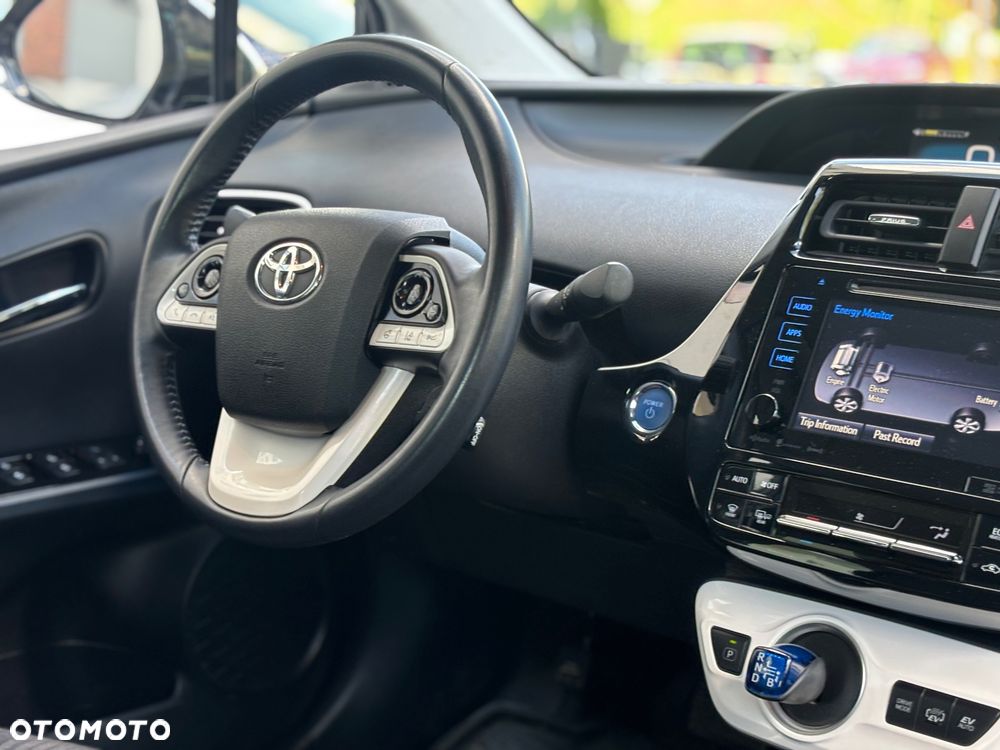 Toyota Prius 1.8 Hybrid Prestige - 29